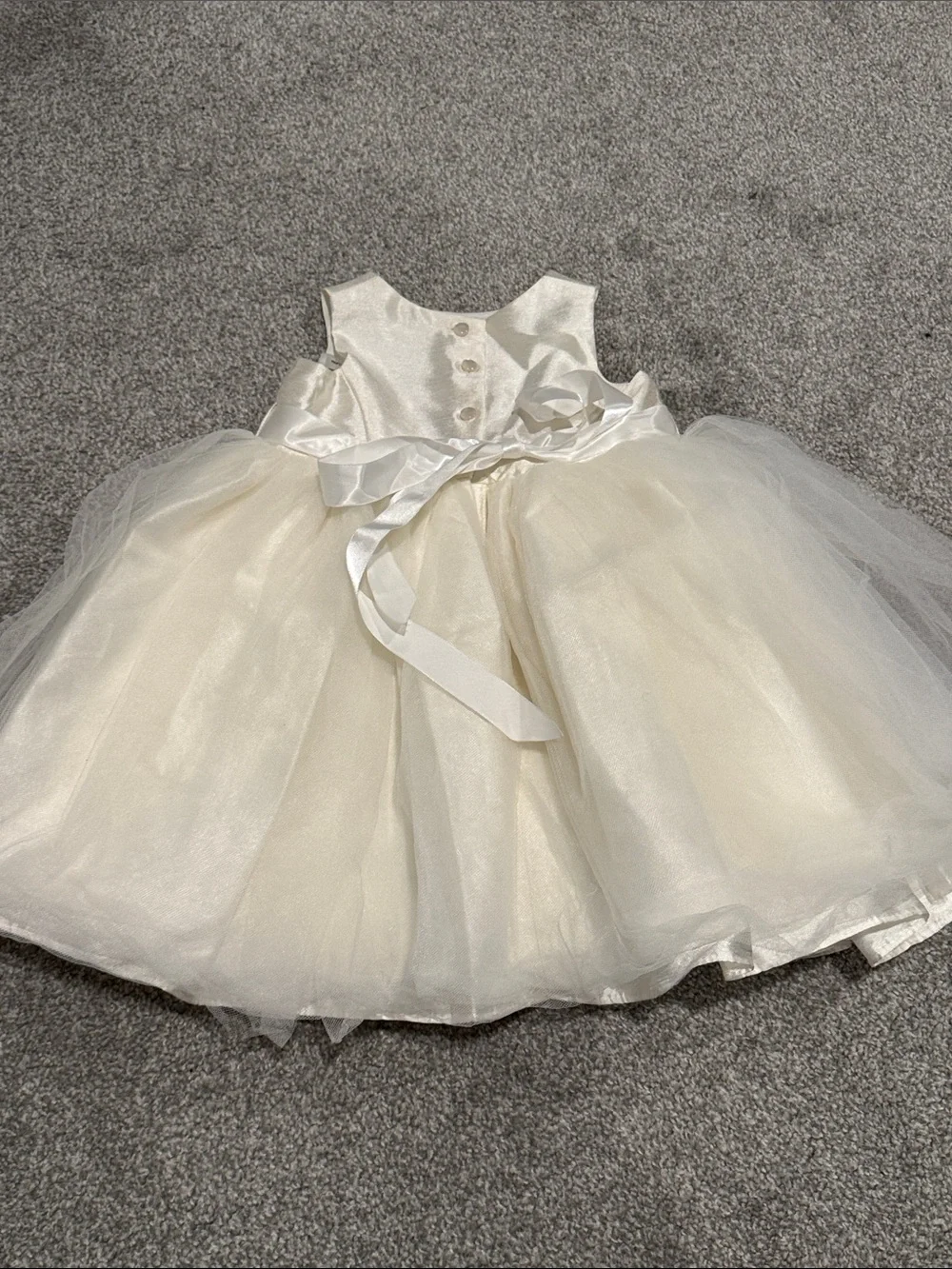 David’s Bridal flower girl dress ivory size 2T Worn ONCE - Picture 6 of 7